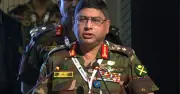 সেনাপ্রধান: নতুন সরকার ক্ষমতায় এলে সেনাবাহিনী ব্যারাকে ফিরবে, আইনশৃঙ্খলা সহায়তা অব্যাহত থাকবে