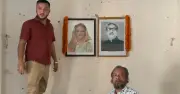 বরগুনার বেতাগীতে ছাত্রলীগের নেতারা আওয়ামী লীগের কার্যালয় দখল করে ছবি ও সাইনবোর্ড টাঙিয়েছেন