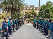 বরিশালে আদালতে হট্টগোলের জের: আইনজীবী সমিতির সভাপতি গ্রেপ্তার, বিচারপ্রার্থীদের ভোগান্তি