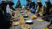 আফগানিস্তানে প্রথম রোজা: ইফতার ও ঐতিহ্যে একতার সুবাস