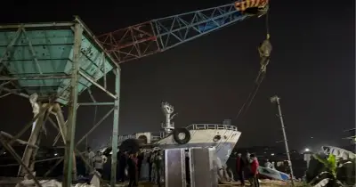 নারায়ণগঞ্জের রূপগঞ্জে ক্রেনের তার ছিঁড়ে দুই শ্রমিক নিহত, আহত আরও দুই