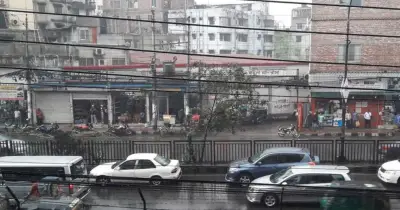 ঢাকায় বৃষ্টিতে স্বস্তি, তাপমাত্রা কমার সম্ভাবনা