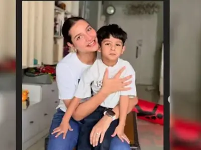 মধ্যপ্রাচ্য উত্তেজনায় দুবাইয়ে আটকা কলকাতার অভিনেত্রী শুভশ্রী গাঙ্গুলি ও ছেলে ইউভান