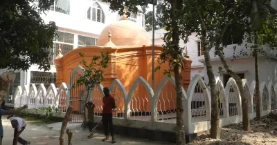 জামালপুরের দেওয়ানগঞ্জে শতাব্দী প্রাচীন 'গায়েবী মসজিদ': ইতিহাস ও রহস্যের নীরব সাক্ষী