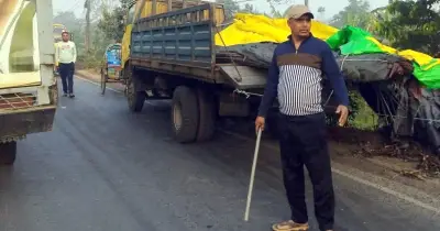 গাজীপুরে ট্রাক-অটোরিকশা সংঘর্ষে এক যাত্রী নিহত, চারজন আহত