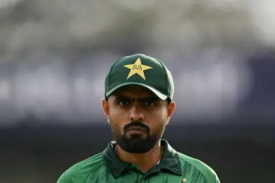 বাংলাদেশের বিপক্ষে টি-টোয়েন্টি সিরিজে শ্রীলঙ্কার জয়, হাতুরুশিংহের দারুণ পারফরম্যান্স