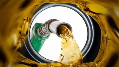 বিশ্ববাজারে তেলের দাম বৃদ্ধি, কুয়াকাটায় গাঁজা সহ গ্রেফতার ও রাজনৈতিক সংঘর্ষের খবর