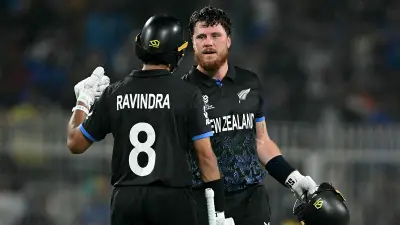 ফিন অ্যালেনের দ্রুততম সেঞ্চুরিতে নিউজিল্যান্ডের সেমিফাইনাল জয়, দক্ষিণ আফ্রিকার স্বপ্ন ভঙ্গ