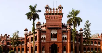 জাতীয়তাবাদী ছাত্রদলের কেন্দ্রীয় কমিটি ঢাকা বিশ্ববিদ্যালয়ের দুই নেতাকে সাময়িক বরখাস্ত করেছে