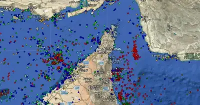 হরমুজ প্রণালীতে ২০ হাজার নাবিক আটক, বিশ্ববাণিজ্যে সংকটের আশঙ্কা
