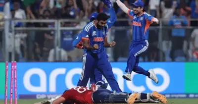 মুম্বাই সেমিফাইনালে রেকর্ড রান, ভারতের ৭ রানে জয়ে ফাইনাল নিশ্চিত