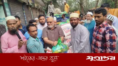 যশোরে নির্বাচনি সহিংসতায় ক্ষতিগ্রস্তদের পাশে এমপি মোসলেহ উদ্দীন, খাদ্যসামগ্রী বিতরণ