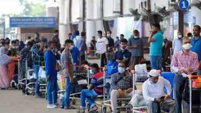 বাংলাদেশে অনলাইন শিক্ষার চ্যালেঞ্জ: ইন্টারনেট সংযোগ ও ডিভাইসের অভাব প্রধান সমস্যা