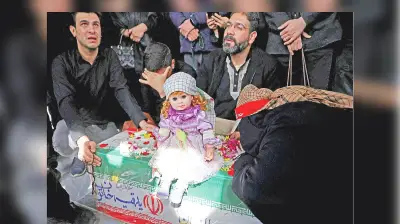 মার্কিন-ইসরায়েলি হামলায় শিশু জয়নাবের মর্মান্তিক মৃত্যু, যুদ্ধের দ্বিতীয় সপ্তাহে উত্তেজনা চরমে