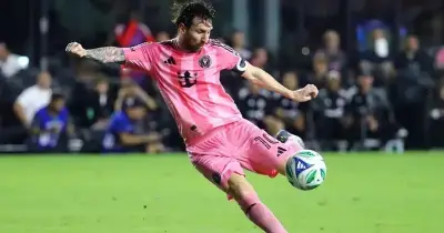 মেসির ৯০০ গোলের মাইলফলকের দিকে এক ধাপ, ইন্টার মায়ামির জয়ে রেকর্ড ভাঙার অপেক্ষা