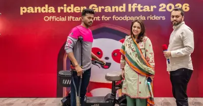 সোলায়মানের জন্য ই-বাইক উপহার দিল ফুডপান্ডা, সহায়তা করল প্রতিবন্ধী রাইডারকে