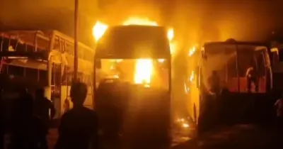 সাভারে বাস ওয়ার্কশপে অগ্নিকাণ্ড, ক্ষয়ক্ষতি নেই