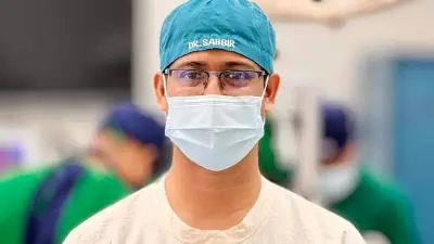 নানার মেঝেতে শোয়ার স্মৃতি নিয়ে রংপুর মেডিকেলে চিকিৎসক সাব্বির আহমেদ