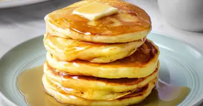 রমজানে স্বাস্থ্যকর ইফতার: সহজে তৈরি করুন মিষ্টি আলুর প্যানকেক