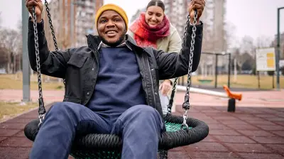 বড়দের সুস্থতা ও চিন্তামুক্ত জীবনের জন্য খেলাধুলার গুরুত্ব অপরিসীম