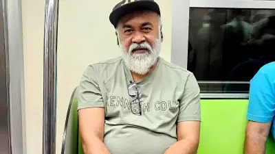 মেট্রোয় অভিনেতা হারুন রশিদের আড্ডা: শুটিংয়ের যান্ত্রিক জীবন ও চরিত্রের সঙ্কট