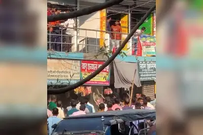 ঝিনাইদহে জামায়াত-বিএনপি সংঘর্ষ: নারী কর্মীদের সভায় বাধা, আটজন আহত