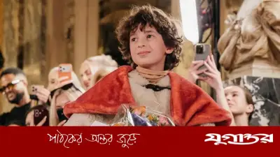 ১০ বছর বয়সে দ্বিতীয় বিশ্ব রেকর্ড: প্যারিস ফ্যাশন উইকে সর্বকনিষ্ঠ ডিজাইনার ম্যাক্স