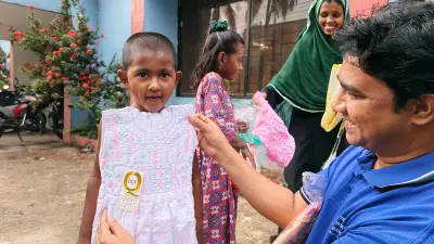 সুনামগঞ্জ বন্ধুসভার সহমর্মিতার ঈদ: সুবিধাবঞ্চিত শিশুদের নতুন পোশাক উপহার
