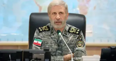 ইরানের নৌবাহিনীর যুদ্ধজাহাজ আইআরআইএস দেনা হামলার প্রতিশোধের ঘোষণা