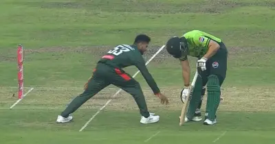 মিরপুরে রানআউটে ক্ষোভ প্রকাশ করায় পাকিস্তানের সালমান আঘার শাস্তি, ডিমেরিট পয়েন্ট যুক্ত