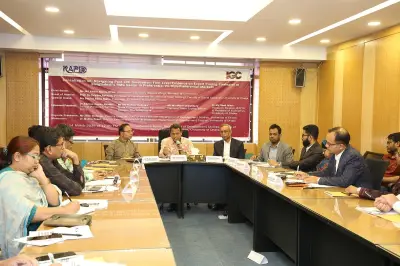 ইইউতে বাংলাদেশি পোশাকের দাম বেশি, এলডিসি উত্তরণে ঝুঁকি: র‌্যাপিড গবেষণা