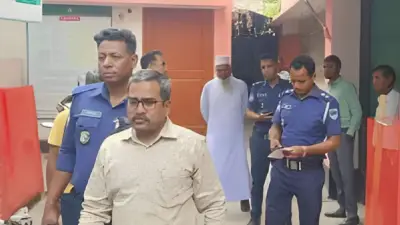 স্বাস্থ্যমন্ত্রীর ‘আত্মীয়’ পরিচয়ে চাঁদাবাজি, আটক কথিত প্রভাবশালী সাংবাদিক