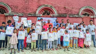 ময়মনসিংহে বন্ধুসভার সহমর্মিতার ঈদ: ৬৭ শিশু পেল নতুন পোশাক, ১৪ পরিবার পেল ঈদসামগ্রী