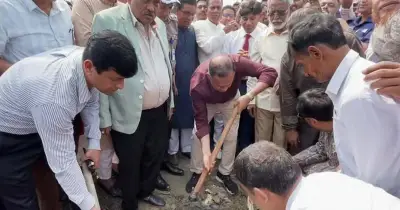 খাল খননে কৃষি উৎপাদন খরচ কমবে, গ্রামীণ অর্থনীতি শক্তিশালী হবে: প্রতিমন্ত্রী