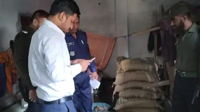 রায়গঞ্জে খাদ্যবান্ধব কর্মসূচির চাল জব্দ, তাহিরপুরে গঙ্গাস্নানে অজ্ঞাত ব্যক্তির মৃত্যু