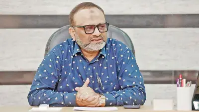 ঢাবি ভিসির দাবি: কোনো ছাত্র সংগঠনকে সুবিধা দিইনি, অসুবিধাও করিনি