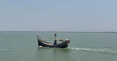 টেকনাফ উপকূলে মিয়ানমারের আরাকান আর্মির হাতে চার জেলে আটক