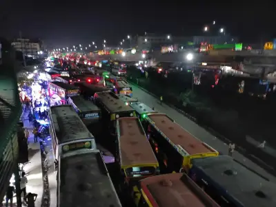 ঈদে গাজীপুরের চন্দ্রা ত্রিমোড় এলাকায় তীব্র যানজট, যাত্রীদের ভোগান্তি
