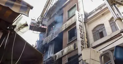 দিল্লির পালামে ভয়াবহ অগ্নিকাণ্ড: তিন শিশুসহ সাতজনের মৃত্যু, উদ্ধারকাজে বেগ পেতে হয়েছে