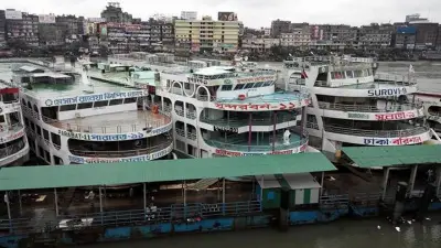 সদরঘাটে দুই লঞ্চের সংঘর্ষে নারী আহত, দুজন নিখোঁজের খবর