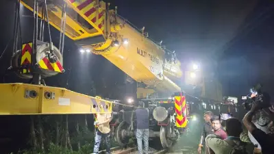 ঈশ্বরদীতে ট্রেন দুর্ঘটনা, রাজধানীসহ দেশজুড়ে বৃষ্টি ও ঈদযাত্রীদের দুর্দশা