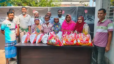 মাগুরায় বন্ধুসভার সহমর্মিতার ঈদ: ২০টি পরিবারে খাদ্যসামগ্রী বিতরণ
