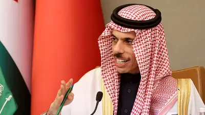 ইরানের হুমকি ও ঈদযাত্রার দুর্ভোগ: সৌদি গ্যাসক্ষেত্র হুমকি, ঢাকায় যানজট ও বৃষ্টির আভাস