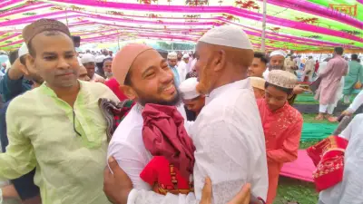 বগুড়া ও রংপুরে ঈদ উদযাপন, রাজধানীতে বজ্রসহ বৃষ্টির শঙ্কা