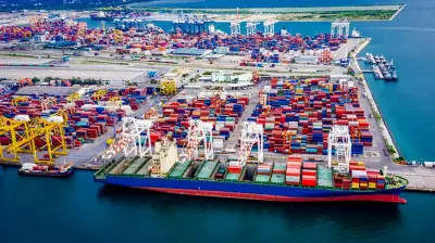 মার্চে চট্টগ্রাম বন্দরে ২৫ জাহাজ থেকে জ্বালানি খালাস, ট্রেন-বাস সংঘর্ষে ১২ জনের মৃত্যু