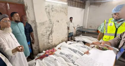 কুমিল্লায় ট্রেন-বাস সংঘর্ষ: জামায়াতে ইসলামীর ১২ অ্যাম্বুলেন্স ও চিকিৎসা সহায়তা