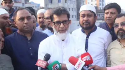 তেলের সংকট নিয়ন্ত্রণে, ঈদে সরবরাহ স্বাভাবিক: প্রতিমন্ত্রী; সিন্ধুরমতী মেলায় শান্তি নির্দেশ