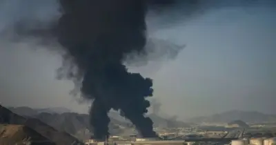 মধ্যপ্রাচ্য যুদ্ধে এলএনজি সরবরাহ অনিশ্চিত, বাংলাদেশের জ্বালানি নিরাপত্তায় নতুন সংকট