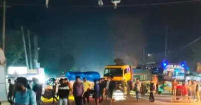 দিনাজপুরে বরযাত্রীর গাড়ি সাইড দেওয়াকে কেন্দ্রে সংঘর্ষে এক নিহত, রাস্তা অবরোধ