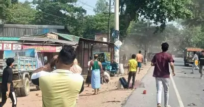 চট্টগ্রামের সাতকানিয়ায় সড়ক দুর্ঘটনায় দুইজন নিহত, মাইক্রোবাস ও অটোরিকশা সংঘর্ষ